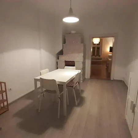 Apartment Siren In Center *