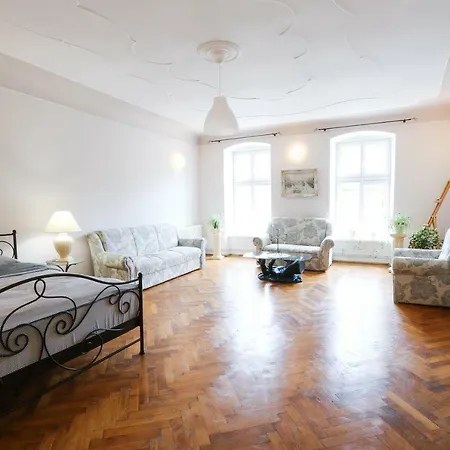 Siren In Center Apartment Sibiu
